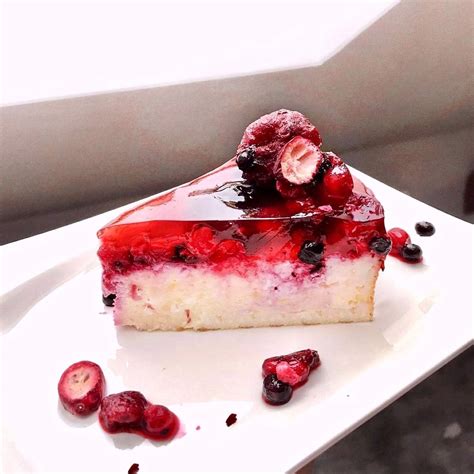 Schéma prípravy domáceho osviežovača so želatínou a ingredienciami v skle.