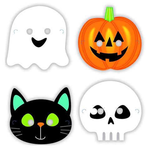 kreatívne halloweenske masky vyrobené z papiera a recyklovaných materiálov pre deti