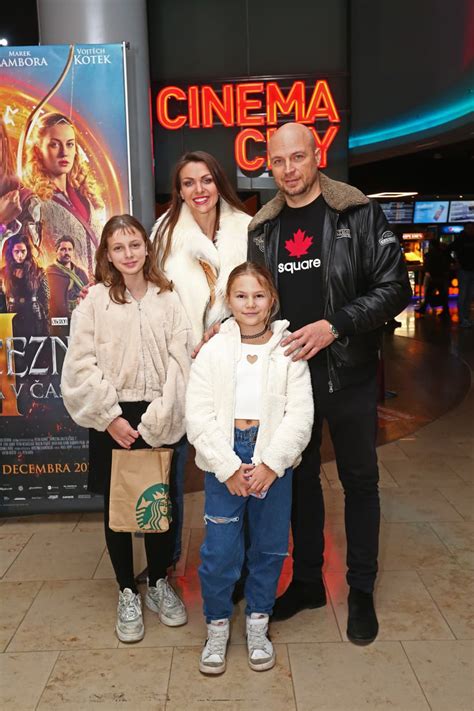 Martina Schindlerová s dcérou Maťkou na fotografii z osláv 13. narodenín