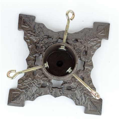 Ilustračná fotografia rôznych typov stojanov na vianočný stromček