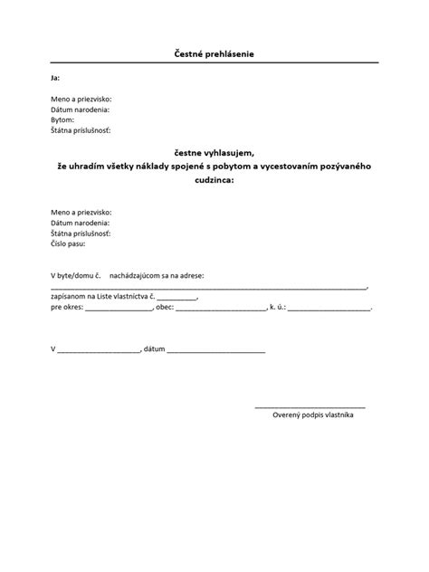 Archívna fotografia členiek Skupiny 4 pri spoločnej tvorivej práci v ateliéri
