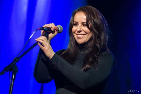 Katarína Knechtová na turné Svety (koncertné pódium)
