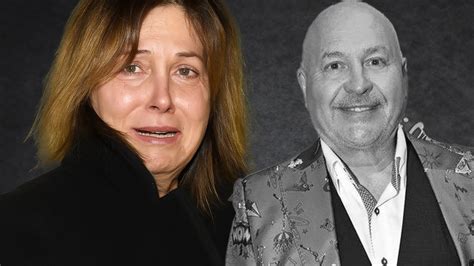 Portrétna fotografia Michala Davida pri príležitosti jeho narodeninového koncertu