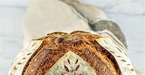 Detailný záber na čerstvo upečený chlieb