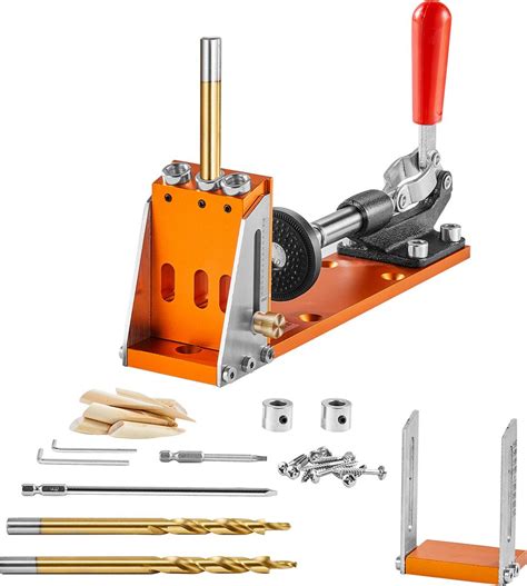 proces vŕtania otvorov do dreveného klátika pre sviečky