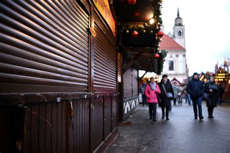 Tematické foto vianočnej atmosféry v meste Pezinok