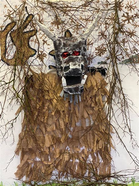 Ilustrácia tradičnej slovenskej fašiangovej masky