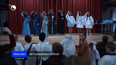 Deti v rôznych fašiangových kostýmoch