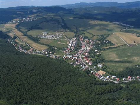 Tematická fotografia obce Nižný Klátov z vtáčej perspektívy