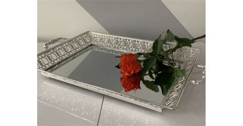 Zrkadlový podnos s vianočnými sviečkami