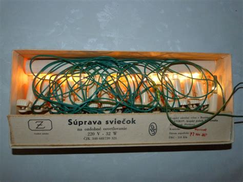retro elektrické sviečky na vianočný stromček