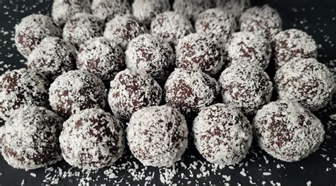 Nepečené kokosové guľôčky s čokoládou