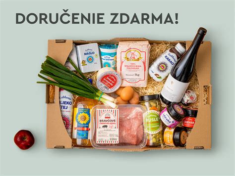 Snímka darčekového koša plného mäsových výrobkov, džemov a vína
