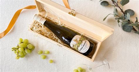 kreatívne balenie darčeka s ručne písanou kartičkou