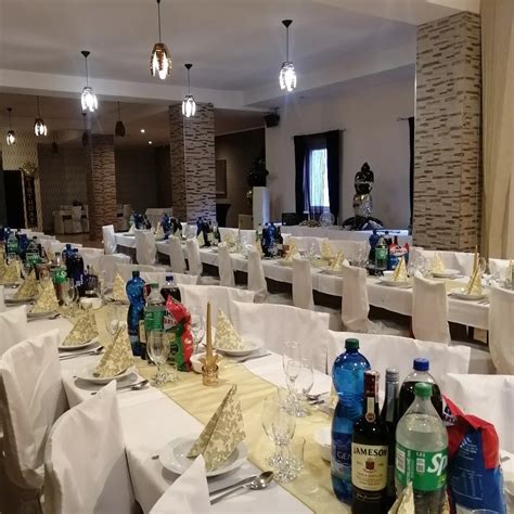 Interiér salónika Patriot s usporiadaním na menšiu oslavu