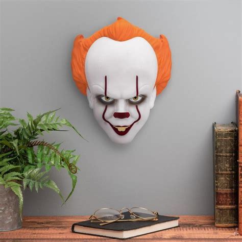 Latexová maska Pennywise s detailmi