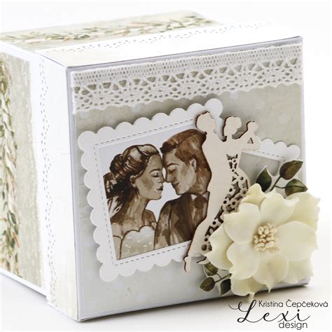 Fotografia darčekovej krabičky s košieľkou a sviečkou