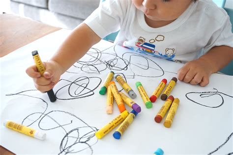 detská kresba s vianočnou tematikou od Emky Kerákovej