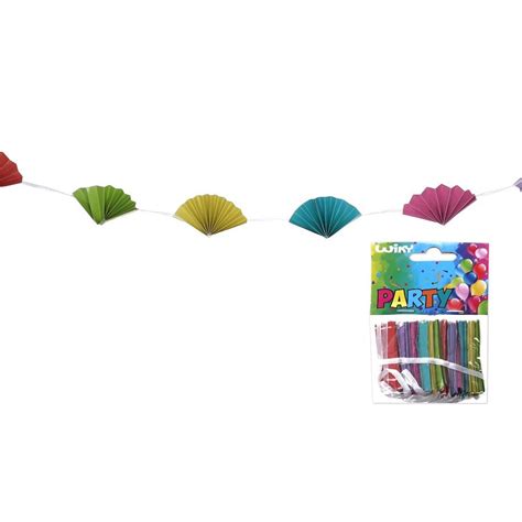 Moderná papierová girlanda zo zošitých koliesok