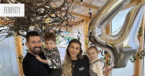 Fotografia Attilu Végha a Natálie s oznámením tehotenstva