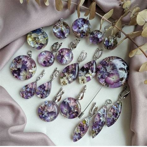 Šperky a dekorácie vyrobené z epoxidovej živice