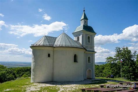 Záber na Kaplnku sv. Juraja vo Windsore, miesto konania kráľovských svadieb