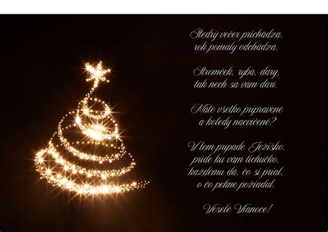 Tematické foto šťastnej rodiny, ktorá si vymieňa vianočné priania