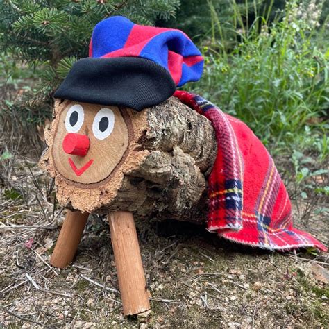 Tió de Nadal - vianočné poleno z Katalánska