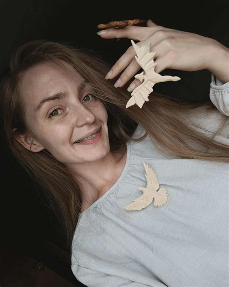 Fotografia portrétu Zdenky Rusovej alebo ukážka jej grafickej tvorby