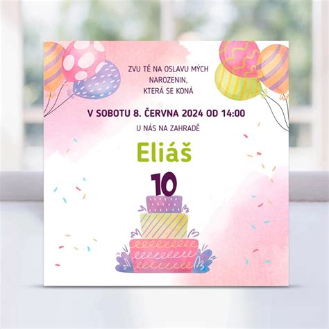 Detailné ukážky rôznych grafických prvkov pre detské pozvánky: metalické fólie, embossový efekt, ilustrácie