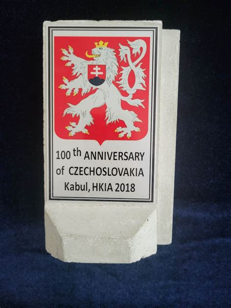 Suvenírová eurobankovka k 100. výročiu Československa