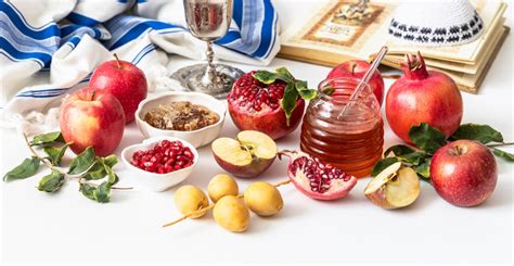 Náboženská ilustrácia židovského sviatku Roš hašana s motívom šofaru a nového roka