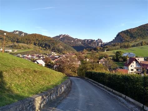 Tematická fotografia obce Jablonové, možno s prírodnými prvkami Záhoria