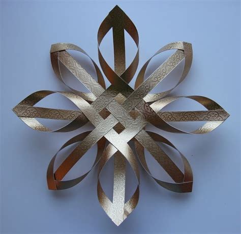 Nákres postupu skladania papierových vreciek na tvorbu 3D vločky