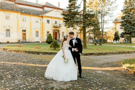 Svadobná inšpirácia - výber vhodnej hudby pre emotívny príchod k oltáru