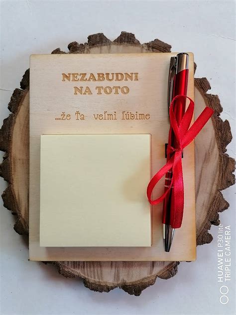 Ilustrácia obálky s perom a srdiečkom