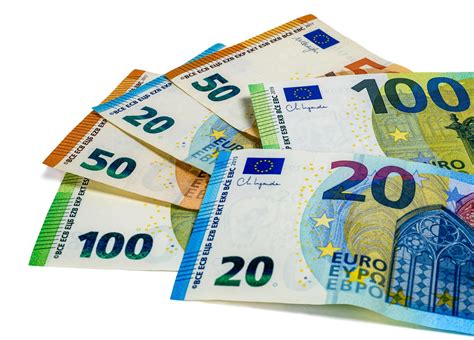 Euro bankovky a mince