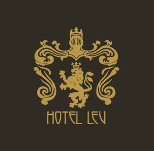 Historická budova Hotela Lev v Leviciach