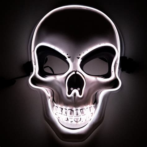 Strašidelná LED maska s motívom lebky, ktorá reaguje na hudbu