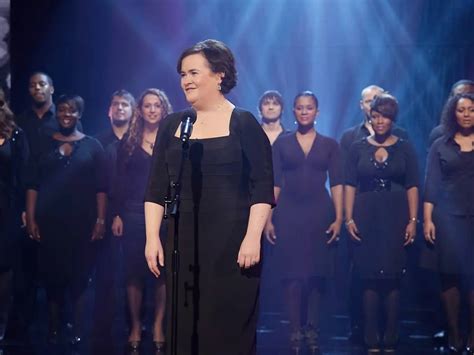 Portrétna fotografia opernej speváčky Evy Jenisovej