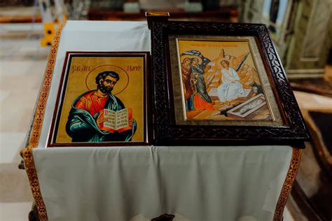 Ikona Plaščenice s vyobrazením ukladania Krista do hrobu