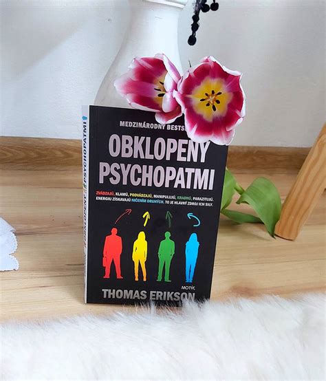 Ilustrácia človeka s pocitom prebudenia alebo hlbokého porozumenia pri čítaní knihy