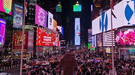 Billboard Simy na Times Square v New Yorku