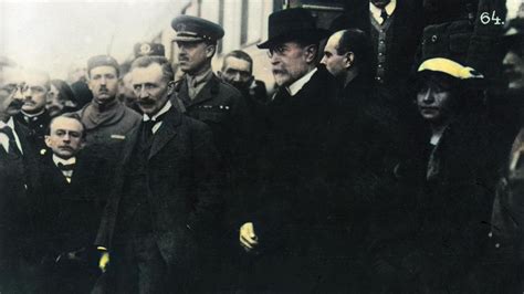 Dobová fotografia smútočného sprievodu na Bradle