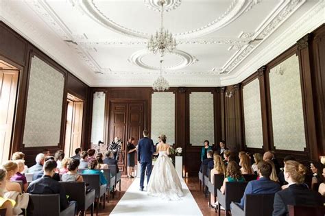 Svadobná sála alebo Modrý salón v Chateau Appony