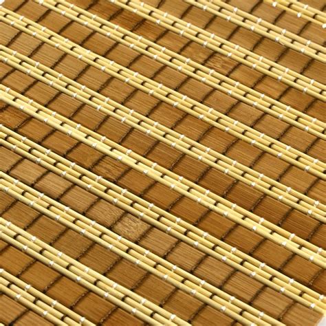 Séria fotografií: Detalné kroky Pozdravu Slnku A