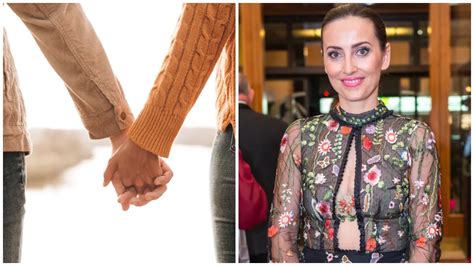 Ilustračná fotografia páru pri výrobe valentínskeho darčeka