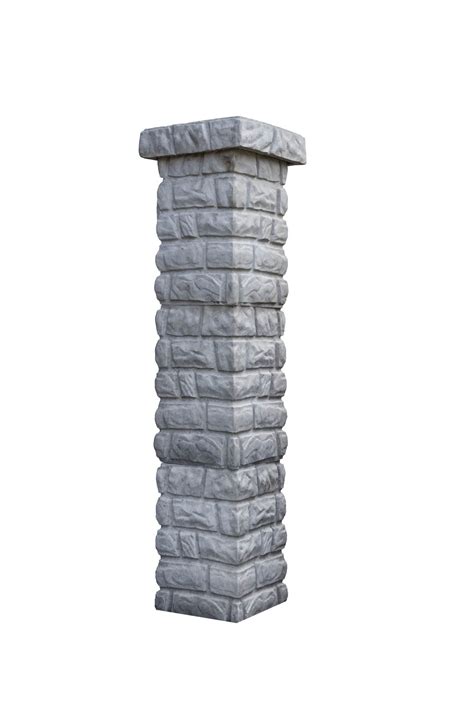 betónový stĺp vedľa cesty