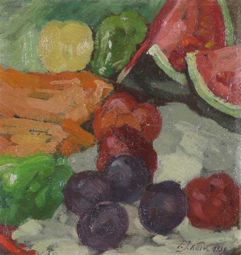 Zátišie s vianočným punčom v sklenenom pohári, ozdobené celou škoricou, klinčekmi a plátkom pomaranča.