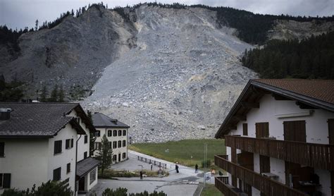 Fotografia švajčiarskej dedinky Saas-Fee, kde sa natáčal ikonický videoklip